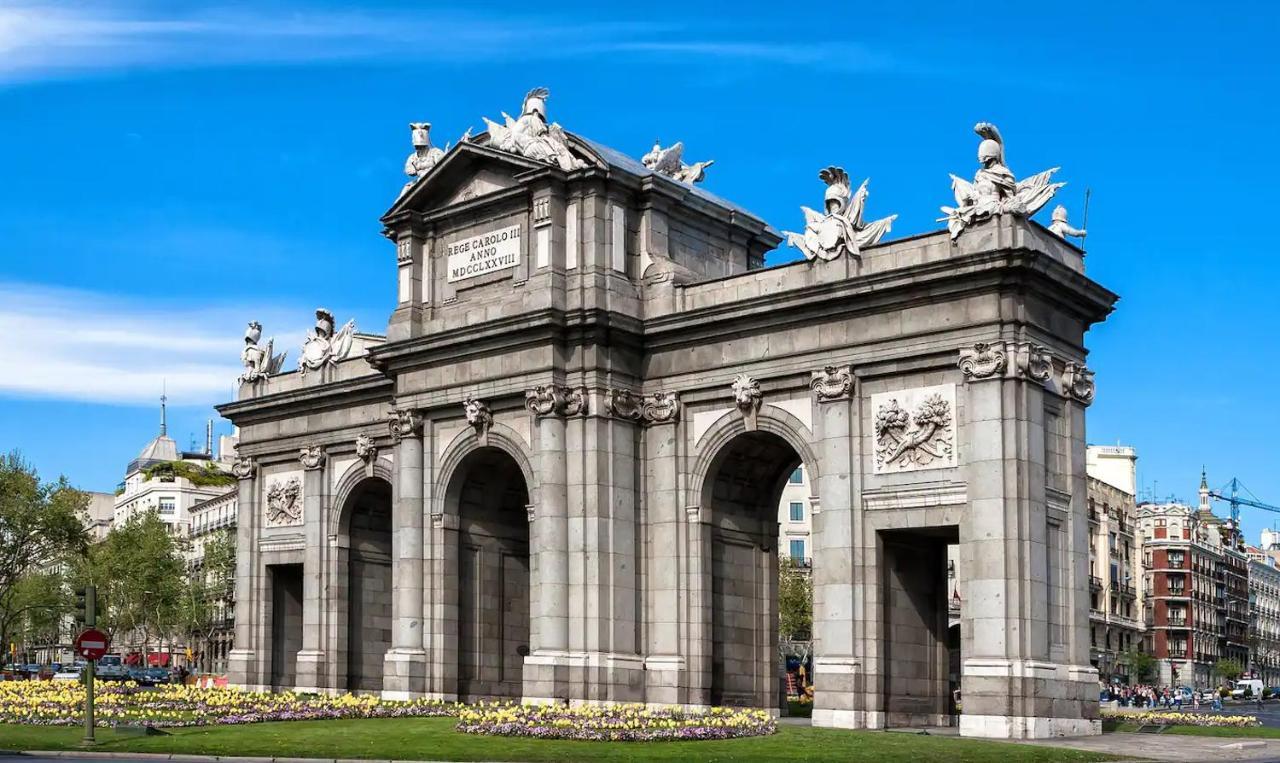 Apartamento V Alcalaretiro Ideal Parejas Madrid Eksteriør bilde